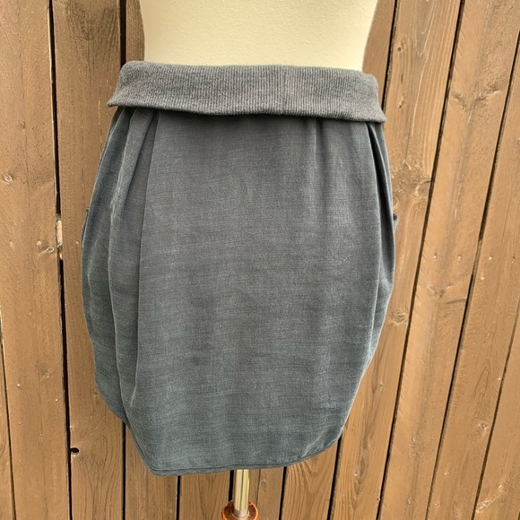 James Icon | Grey Mini Skirt Size P - Picture 7 of 8